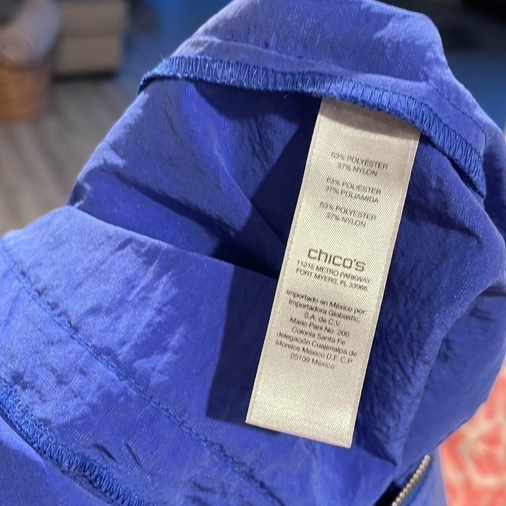 Zenergy by Chicos Blue Lightweight Full Zip Jacket Size 0 - Picture 3 of 8